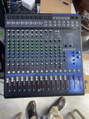 Yamaha Mg16xu 16 Channel Mixer