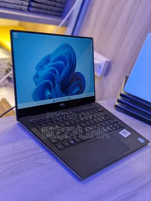 Laptop Dell XPS 13 7390 16GB Intel Core i7 SSD 512GB