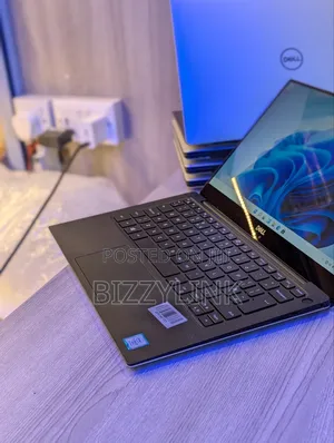 Laptop Dell XPS 13 7390 16GB Intel Core i7 SSD 512GB