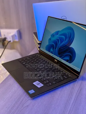 Laptop Dell XPS 13 7390 16GB Intel Core i7 SSD 512GB