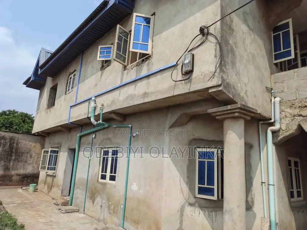 5 Bedrooms Flat Duplex With Extra 2 Bedrooms Uncompleted