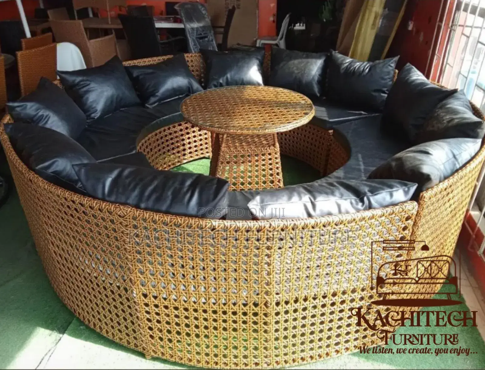 Round Outdoor Rattern Set