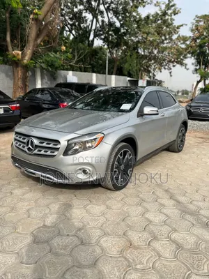 Mercedes-Benz GLA 250 2017 Gray