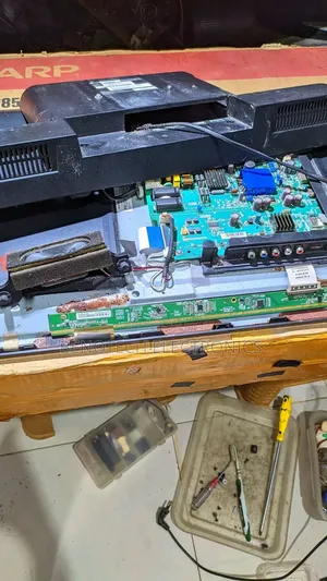 Tv Screen Repair: Samsung Lg Hisense TCL Sony Polystar(Home Service)