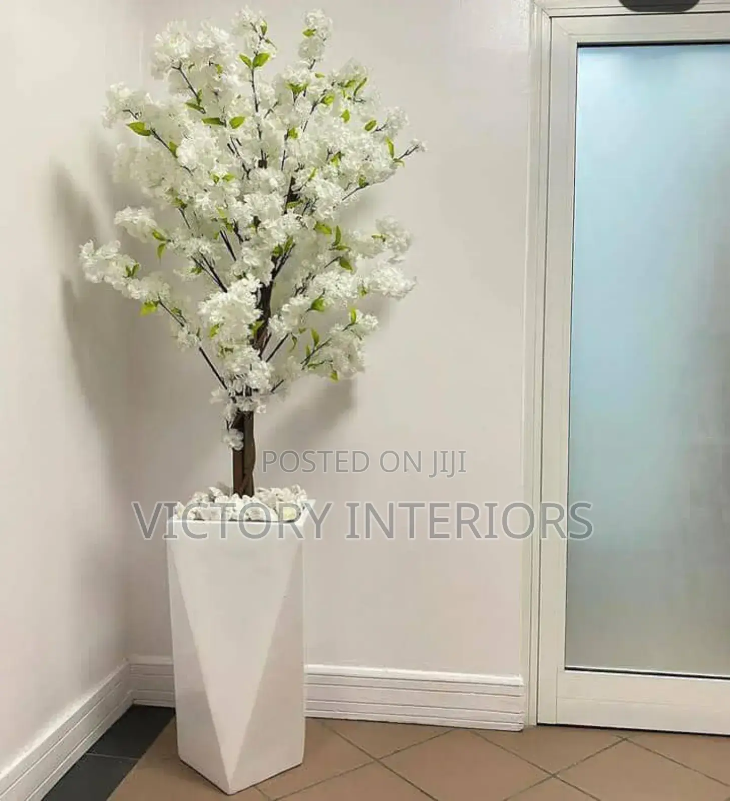 Flower Vase Wholesale And Retail Available