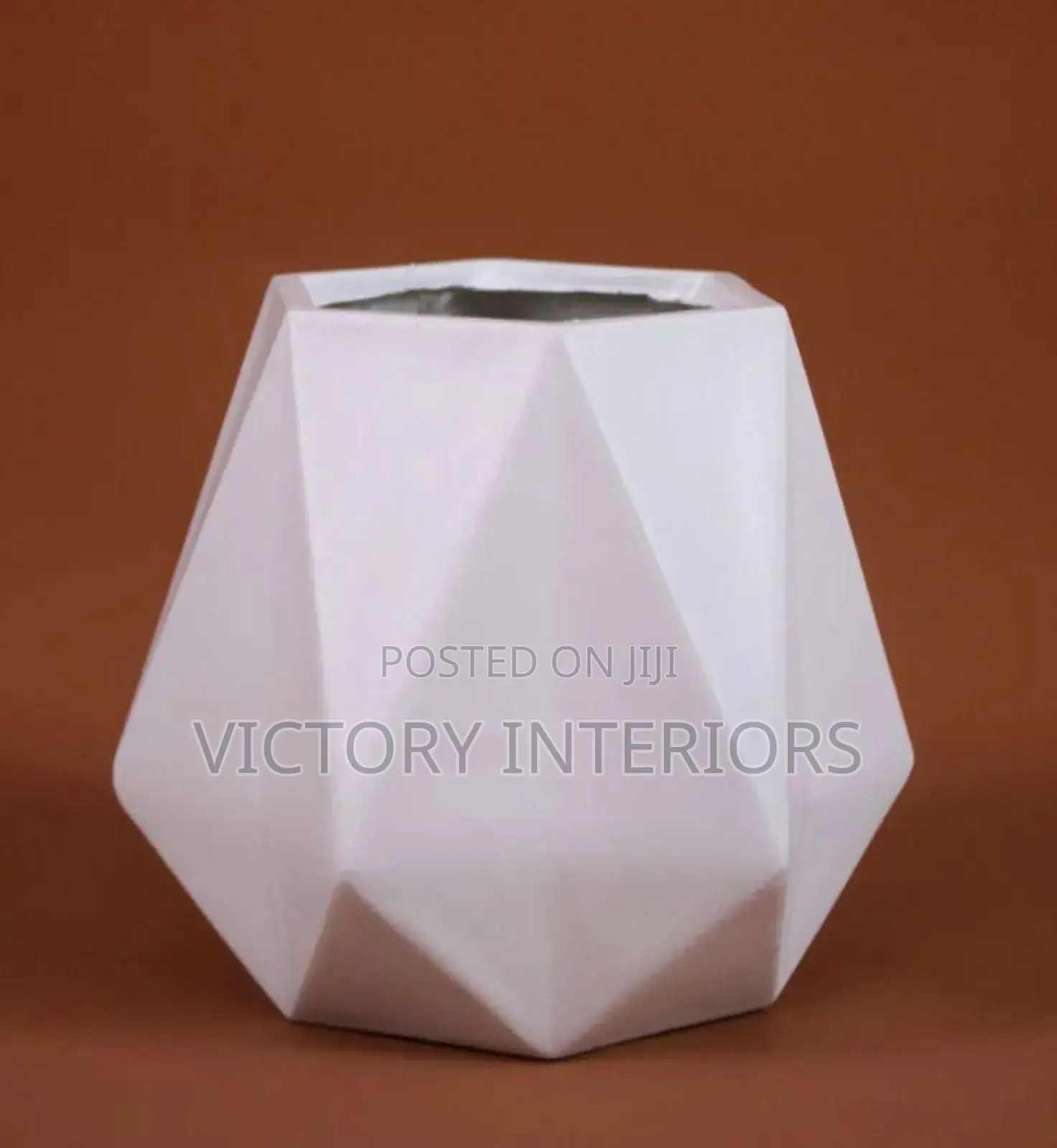 Flower Vase Wholesale And Retail Available