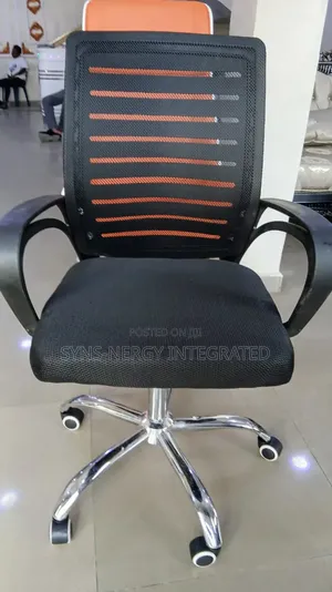 Swivel Victory Chair