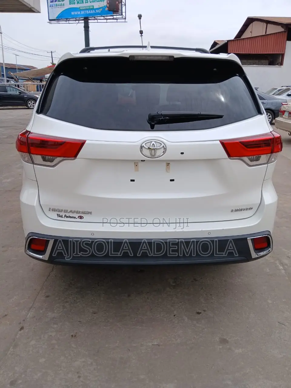 Toyota Highlander Limited 2019 White
