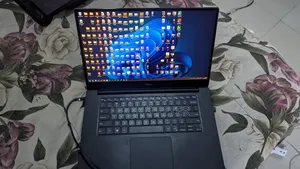 Laptop Dell Precision 5530 16GB Intel Core i9 SSD 512GB