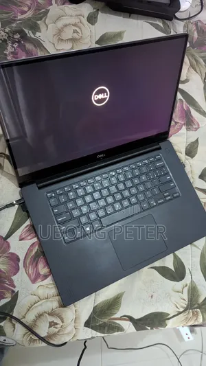 Laptop Dell Precision 5530 16GB Intel Core i9 SSD 512GB