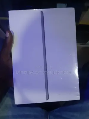 New Apple iPad 9.7 64 GB Gray