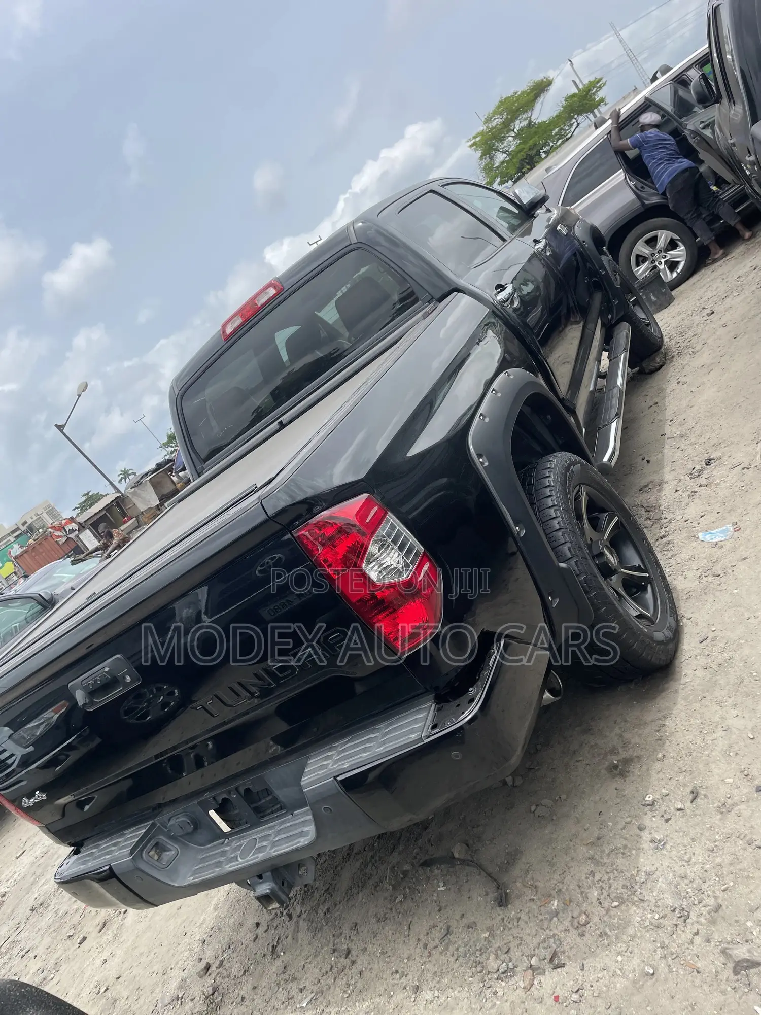 Toyota Tundra 2017 Black