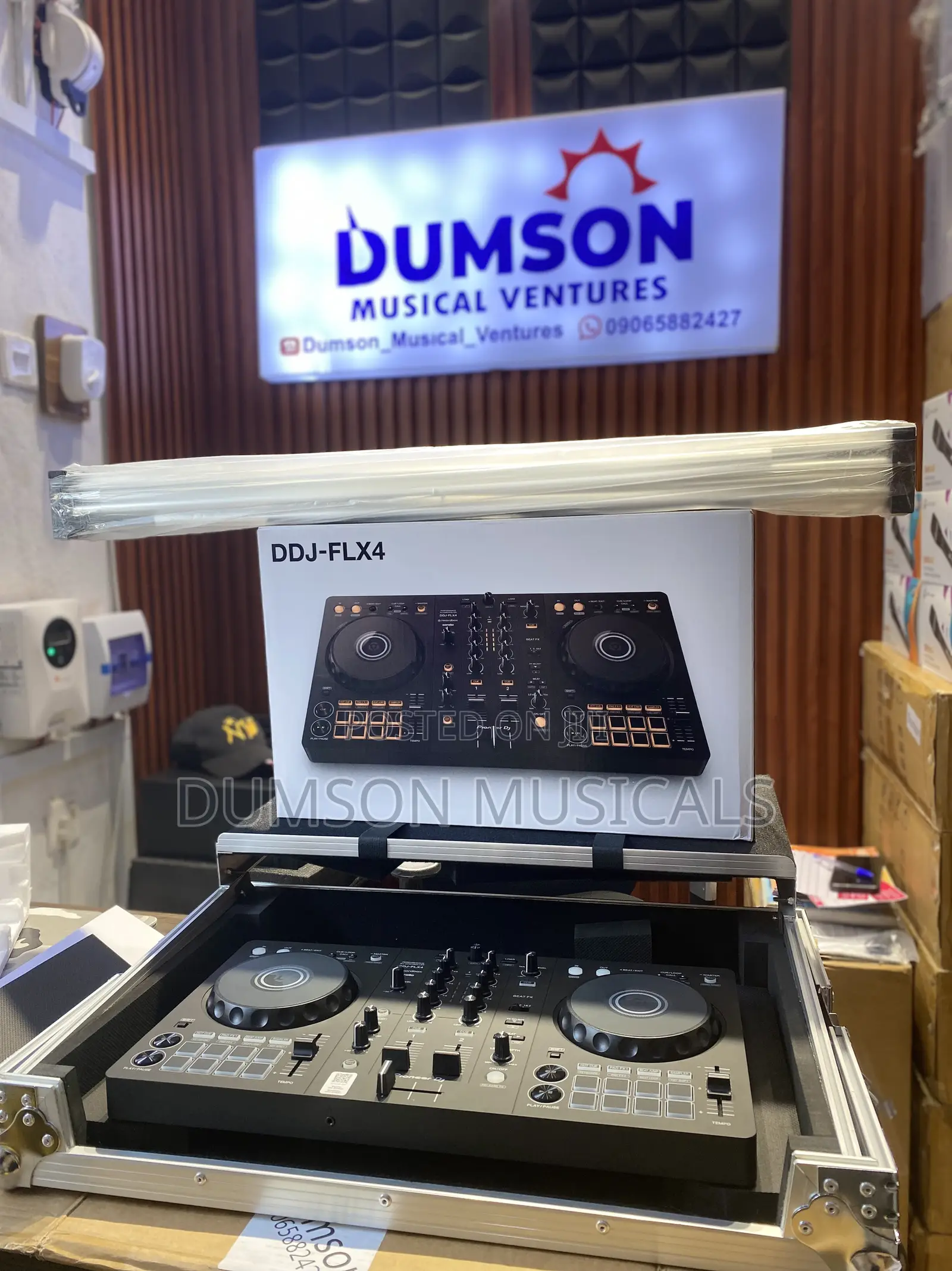 Dj Flx4 Controller, Dj Box 3 Leg Dj Stand