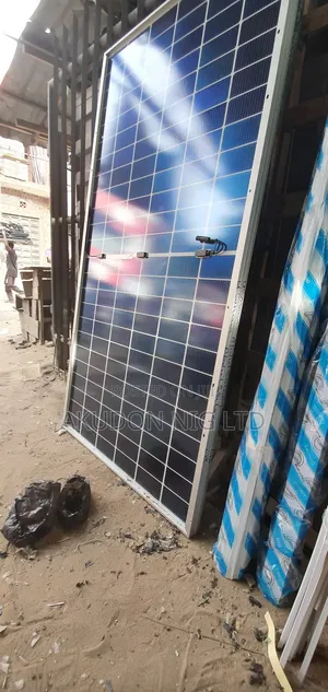 600watts High Efficiency Jinko Biafacial Solar Panels