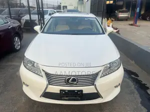 Lexus ES 350 FWD 2015 White