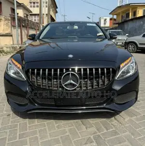 Mercedes-Benz C300 Luxury 4dr RWD Sedan (2.0L 4cyl 7A) 2015 Black