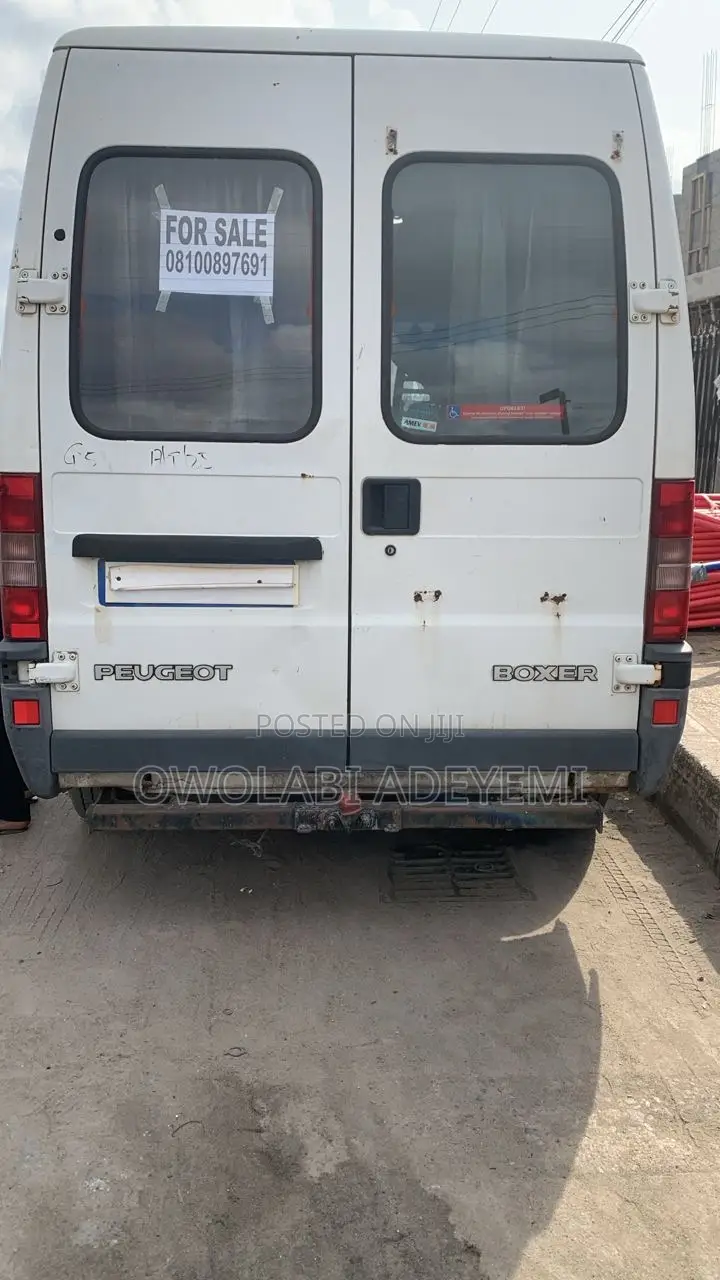 Peugeot Boxer 2000 White