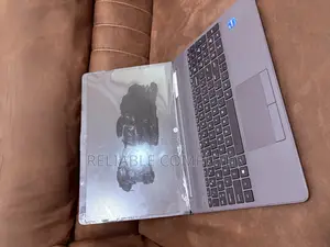 Laptop HP 250 G8 8GB Intel Core i5 SSD 256GB