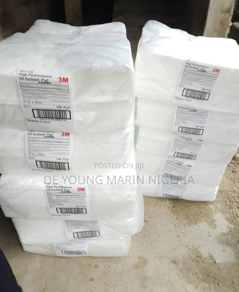 • Oil Sorbent Pad for Spill Control