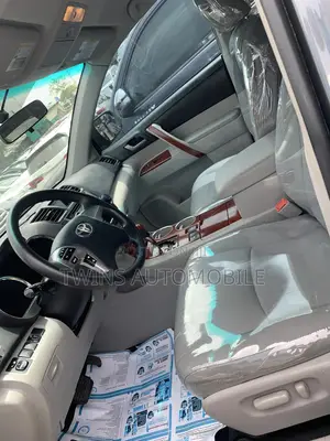 Toyota Highlander Limited 2012 Gray