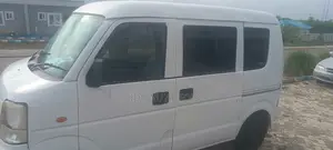 Suzuki Every 2010 White