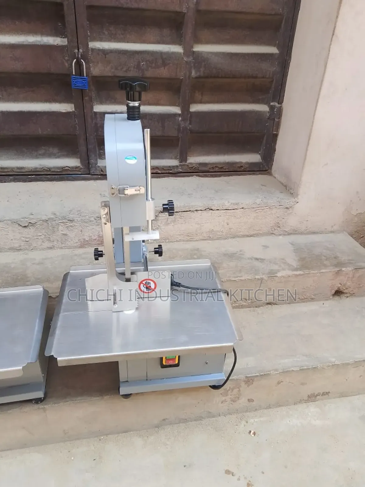 Bonesaw Machine ( Meat and Bone Cutter)