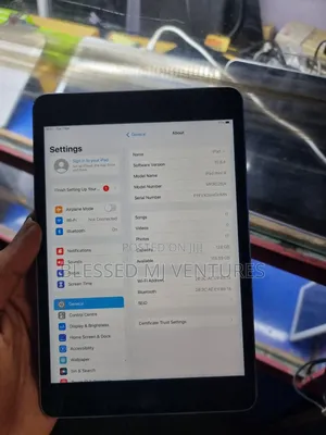 Apple iPad mini 4 128 GB Black