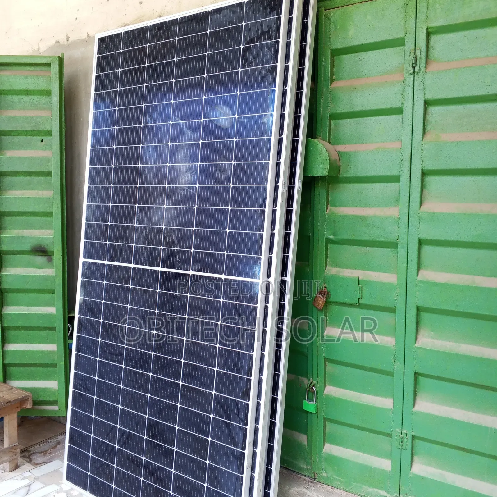 600watts Africell 144cell Solar Panel