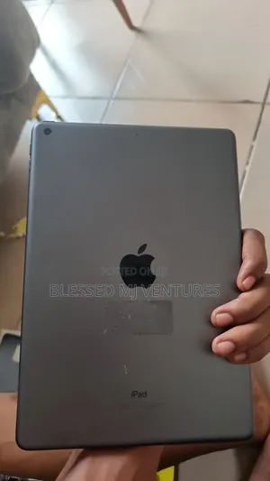 Apple iPad 10.2 (2019) 32 GB Black