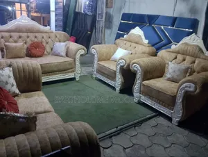 Lucky Buy Portable Royal Chair