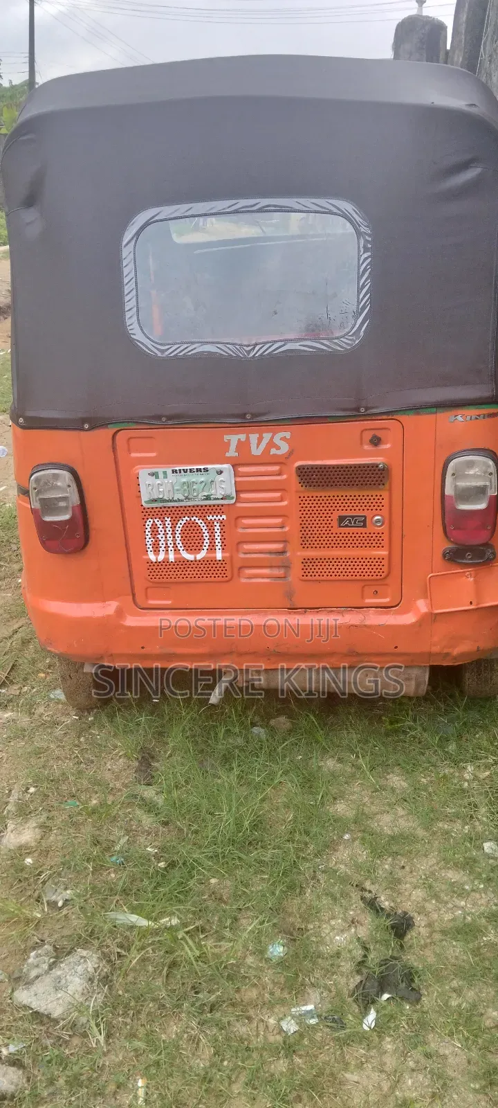 TVS 2022 Orange