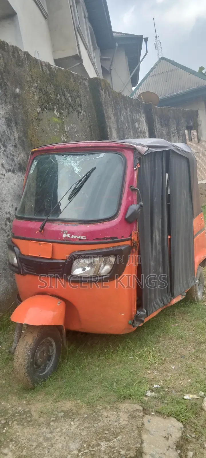 TVS 2022 Orange
