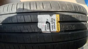 275/50/20 Dunlop Tyre