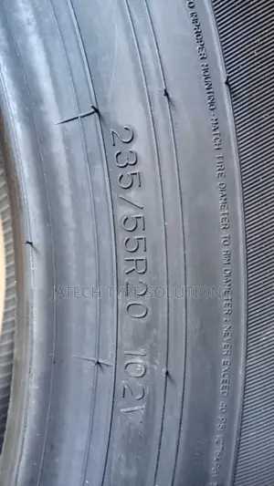 235/55/20 Dunlop Tyre