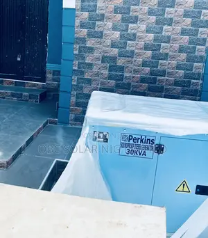 Perkins Soundproof Generato 30kva Silent King Power Without Disturbanc