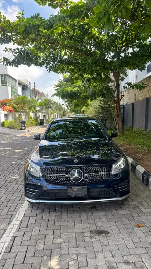 Mercedes-Benz GLC-Class 2019 Blue