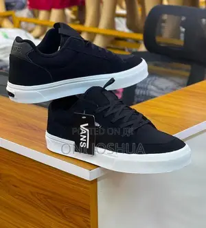 Vans Sneakers