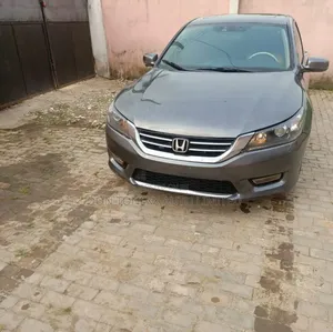 Honda Accord EX-L w/Navigation 4dr Sedan (2.4L 4cyl CVT) 2015 Gray