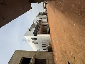 4bdrm Duplex in Katampe for sale