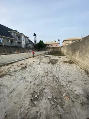 Half Plot of Land in Ago