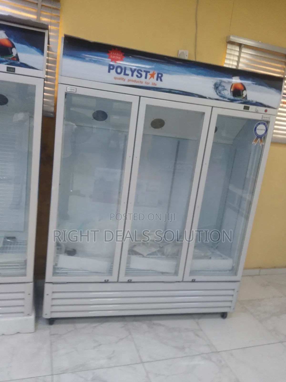 Heavy Duty Showcase Refrigerator For Retail
