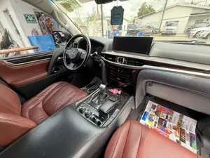 Lexus LX 570 AWD 2019 White