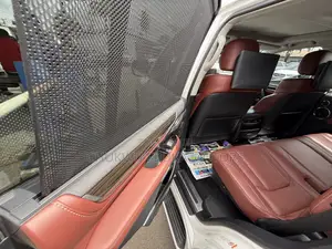 Lexus LX 570 AWD 2019 White
