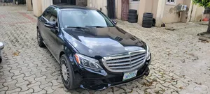 Mercedes-Benz C300 2016 Black