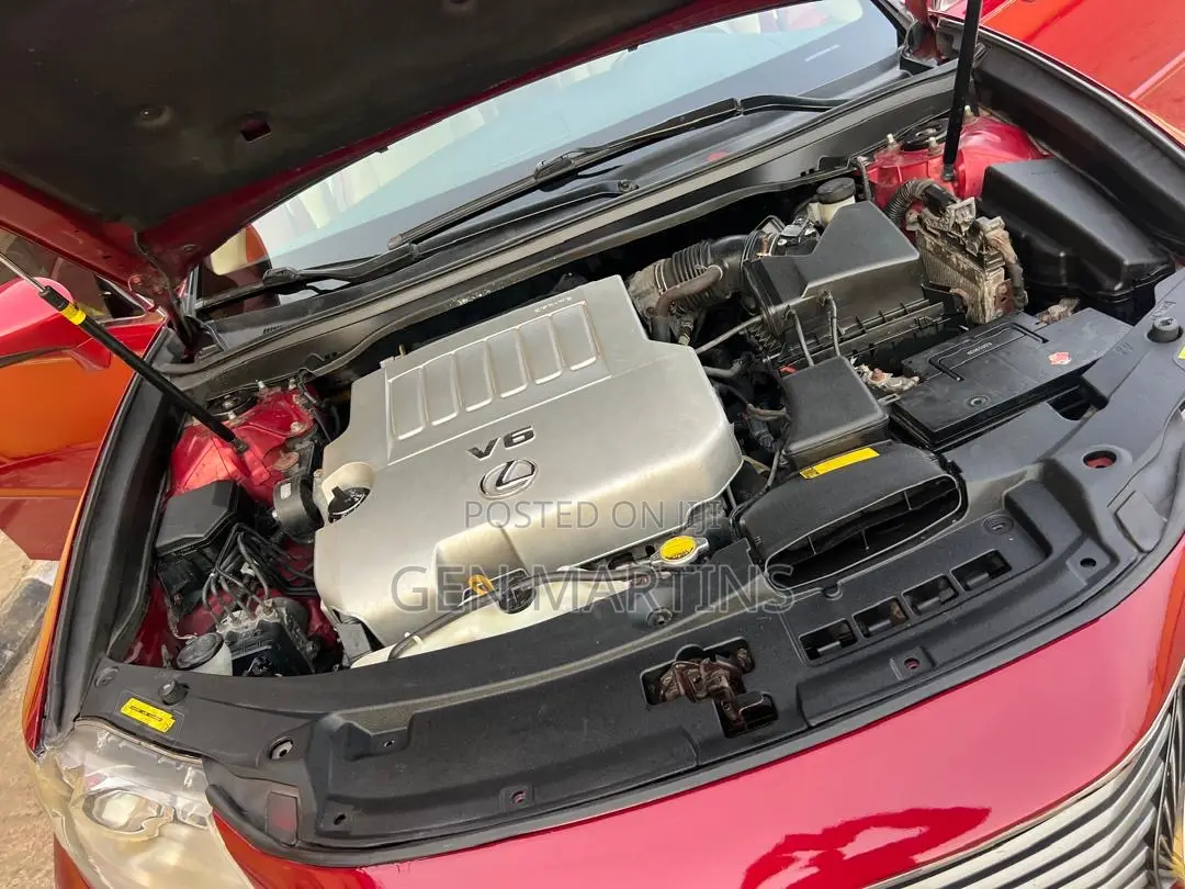 Lexus ES 2014 Red