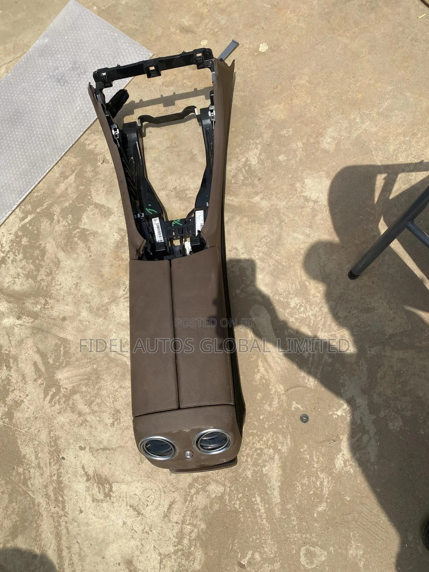 E300 Center Console