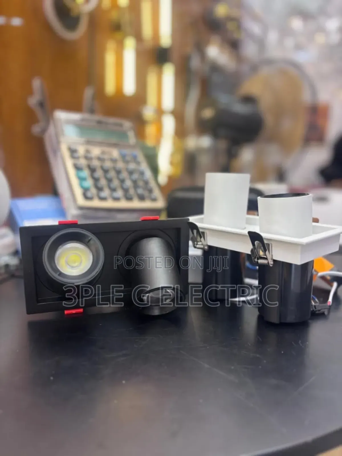 Double Recess Spot Light With Pointer