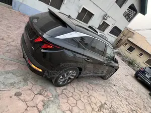Hyundai Tucson SE 2024 Black