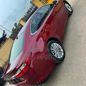 Lexus ES 2014 Red