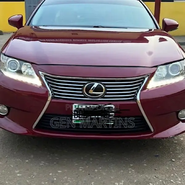 Lexus ES 2014 Red